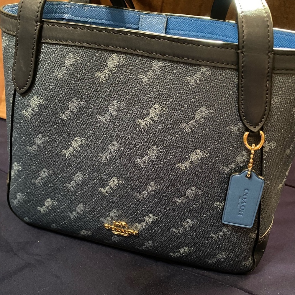 Coach shoulder bag